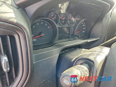 Zdjęcie 9 z 12 samochodu: 2022 GMC SIERRA C1500 VIN:1GTPHAEK2NZ603039 - miniatura