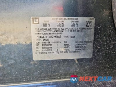 Zdjęcie 12 z 12 samochodu: 2017 CHEVROLET SILVERADO K1500 LT VIN:1GCVKREC3HZ230856 - miniatura