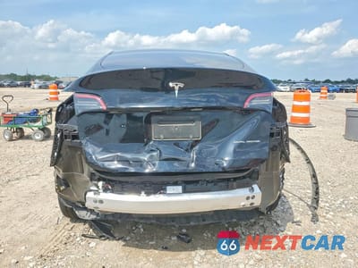 Zdjęcie 6 z 12 samochodu: 2025 TESLA MODEL Y VIN:7SAYGDEE9SA369468 - miniatura