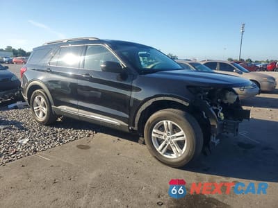 Czwarte zdjęcie samochodu z boku: 2023 FORD EXPLORER XLT VIN:1FMSK7DH1PGB08393 - miniatura