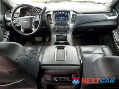 Zdjęcie 8 z 14 samochodu: 2019 CHEVROLET SUBURBAN K1500 LT VIN:1GNSKHKC8KR392756 - miniatura
