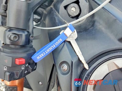 Zdjęcie 8 z 9 samochodu: 2019 KAWASAKI EX650 F VIN:JKAEXEK13KDA30624 - miniatura