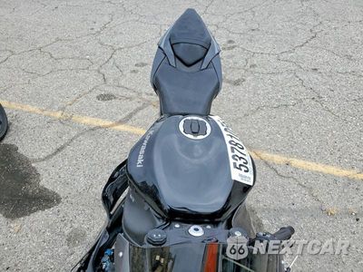 Piąte zdjęcie samochodu w środku: 2026 KAWASAKI ZX636 K VIN:JKBZXJJ12TA039130 - miniatura