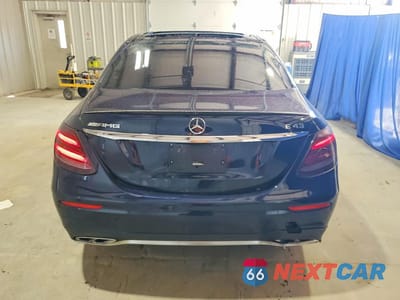 Zdjęcie 6 z 12 samochodu: 2018 MERCEDES-BENZ E 43 4MATIC AMG VIN:WDDZF6EB7JA312448 - miniatura