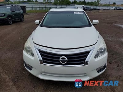 Piąte zdjęcie samochodu w środku: 2014 NISSAN ALTIMA 2.5 SV VIN:1N4AL3AP0EN244384 - miniatura
