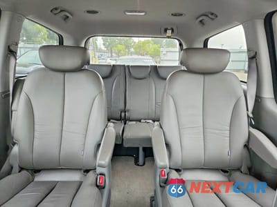 Zdjęcie 10 z 13 samochodu: 2010 KIA SEDONA EX VIN:KNDMH4C3XA6341282 - miniatura