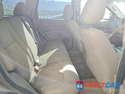 Zdjęcie 11 z 13 samochodu: 2006 JEEP GRAND CHEROKEE LAREDO VIN:1J4HR48N86C323553 - miniatura