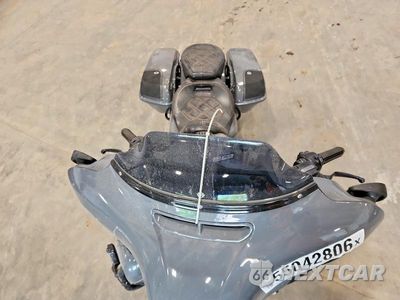 Piąte zdjęcie samochodu w środku: 2018 HARLEY-DAVIDSON FLHXSE CVO STREET GLIDE VIN:1HD1PXL19JB959396 - miniatura