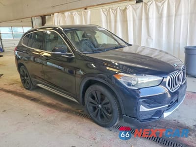 Czwarte zdjęcie samochodu z boku: 2020 BMW X1 XDRIVE28I VIN:WBXJG9C0XL5P48829 - miniatura