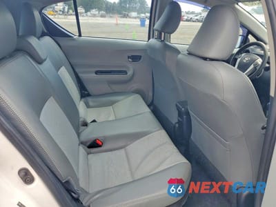 Zdjęcie 11 z 13 samochodu: 2012 TOYOTA PRIUS C FOUR VIN:JTDKDTB38C1510603 - miniatura