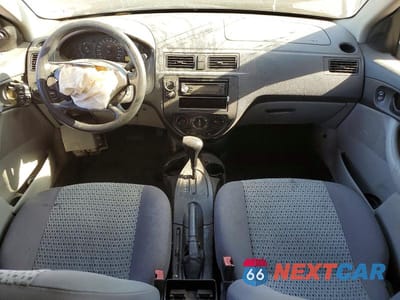Zdjęcie 8 z 13 samochodu: 2007 FORD FOCUS ZX4 VIN:1FAHP34NX7W134484 - miniatura