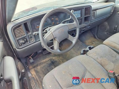 Zdjęcie 8 z 12 samochodu: 2005 CHEVROLET SILVERADO C1500 VIN:1GCEC19X45Z271309 - miniatura