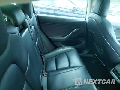 Zdjęcie 10 z 12 samochodu: 2018 TESLA MODEL 3 VIN:5YJ3E1EA5JF033035 - miniatura