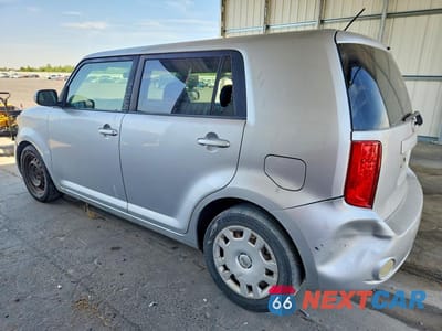 Drugie zdjęcie samochodu z przodu: 2009 TOYOTA SCION XB VIN:JTLKE50E091069821 - miniatura