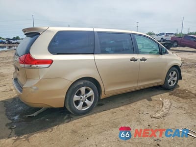 Trzecie zdjęcie samochodu z tyłu: 2013 TOYOTA SIENNA L 7-PASSENGER VIN:5TDZK3DC7DS287721 - miniatura