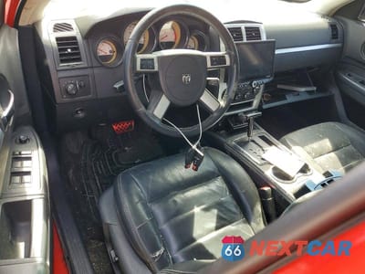 Zdjęcie 8 z 12 samochodu: 2010 DODGE CHARGER R VIN:2B3CA5CT2AH125481 - miniatura