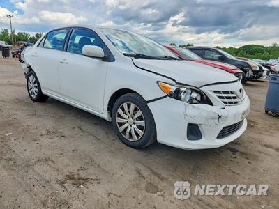 Czwarte zdjęcie samochodu z boku: 2013 TOYOTA COROLLA LE VIN:2T1BU4EE8DC974815 - miniatura