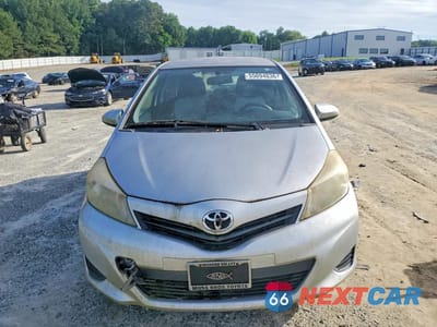 Piąte zdjęcie samochodu w środku: 2012 TOYOTA YARIS 3-DOOR L VIN:JTDJTUD30CD506450 - miniatura