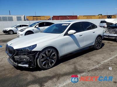 2025 BMW 530 I WBA43FJ04SCU23298 - główne zdjęcie licytacji z USA - miniatura
