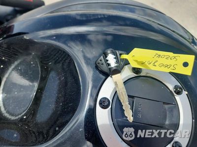 Zdjęcie 8 z 9 samochodu: 2016 SUZUKI GSX-R750 VIN:JS1GR7MA6G2100080 - miniatura