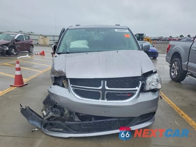 Piąte zdjęcie samochodu w środku: 2014 DODGE GRAND CARAVAN SXT VIN:2C4RDGCG9ER122866 - miniatura