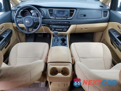 Zdjęcie 8 z 13 samochodu: 2018 KIA SEDONA LX VIN:KNDMB5C18J6380250 - miniatura