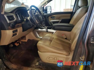Zdjęcie 7 z 12 samochodu: 2016 NISSAN TITAN XD SL VIN:1N6BA1F48GN503341 - miniatura