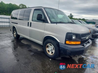 Czwarte zdjęcie samochodu z boku: 2008 CHEVROLET EXPRESS G1500 VIN:1GNFH154181206722 - miniatura