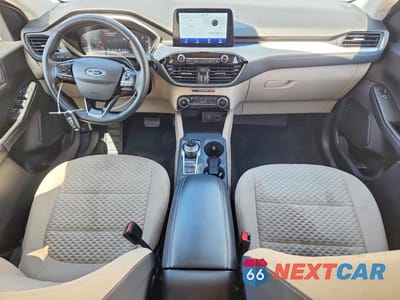 Zdjęcie 8 z 13 samochodu: 2021 FORD ESCAPE SE VIN:1FMCU0G60MUA67848 - miniatura