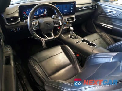 Zdjęcie 8 z 12 samochodu: 2025 FORD MUSTANG VIN:1FAGP8UH6S5105355 - miniatura
