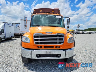 Zdjęcie 9 z 10 samochodu: 2012 FREIGHTLINER BUSINESS CLASS M2 REFUSE TRUCK VIN:1FVHCYBS8CHBJ2520 - miniatura