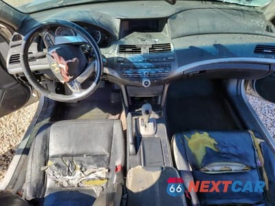 Zdjęcie 8 z 13 samochodu: 2008 HONDA ACCORD EXL VIN:JHMCP26858C075593 - miniatura