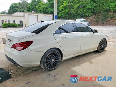 Trzecie zdjęcie samochodu z tyłu: 2014 MERCEDES-BENZ CLA 250 VIN:WDDSJ4EB8EN123391 - miniatura