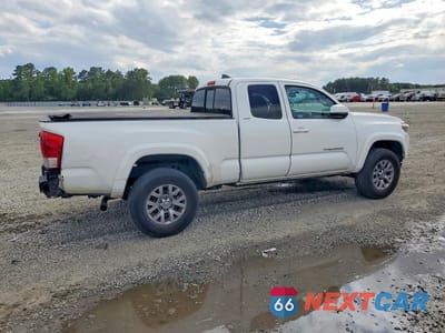 Trzecie zdjęcie samochodu z tyłu: 2017 TOYOTA TACOMA SR5 VIN:5TFRX5GN4HX088085 - miniatura