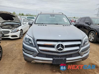Piąte zdjęcie samochodu w środku: 2015 MERCEDES-BENZ GL 450 4MATIC VIN:4JGDF6EE6FA486030 - miniatura
