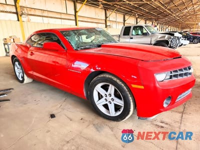 Czwarte zdjęcie samochodu z boku: 2011 CHEVROLET CAMARO LT VIN:2G1FB1ED9B9126624 - miniatura