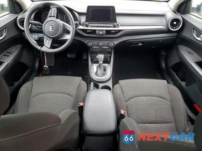 Zdjęcie 8 z 12 samochodu: 2021 KIA FORTE FE VIN:3KPF24AD8ME265811 - miniatura