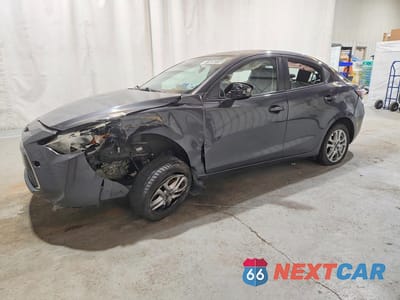 2017 TOYOTA YARIS IA BASE 3MYDLBYV8HY160554 - główne zdjęcie licytacji z USA - miniatura