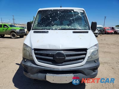 Piąte zdjęcie samochodu w środku: 2014 MERCEDES BENZ SPRINTER 2500 DELIVERY VAN VIN:WD3PE7CC6E5841498 - miniatura