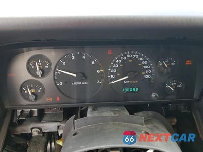 Zdjęcie 9 z 13 samochodu: 1999 JEEP GRAND CHEROKEE LIMITED VIN:1J4GW68N1XC671972 - miniatura