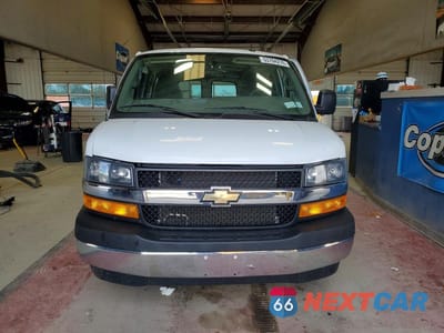 Piąte zdjęcie samochodu w środku: 2022 CHEVROLET EXPRESS G2500 VIN:1GCWGAF79N1195887 - miniatura