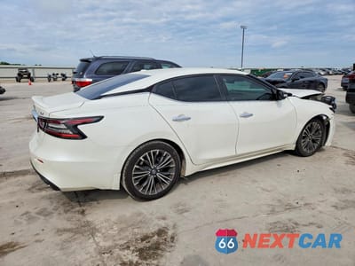 Trzecie zdjęcie samochodu z tyłu: 2020 NISSAN MAXIMA SV VIN:1N4AA6CV1LC383161 - miniatura