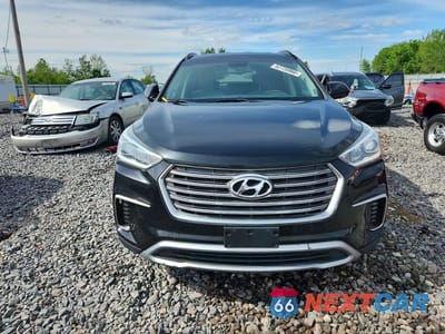 Piąte zdjęcie samochodu w środku: 2018 HYUNDAI SANTA FE SE VIN:KM8SMDHF8JU295089 - miniatura
