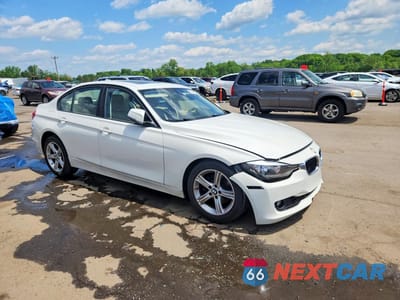 Czwarte zdjęcie samochodu z boku: 2013 BMW 320 I XDRIVE VIN:WBA3C3C50DF978706 - miniatura