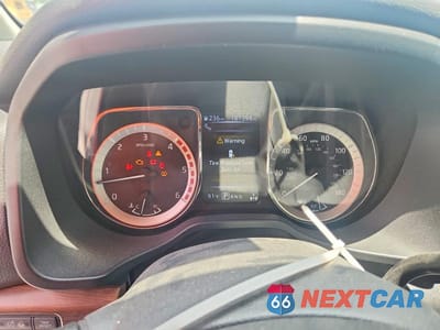Zdjęcie 9 z 12 samochodu: 2016 NISSAN TITAN XD PLATINUM RESERVE VIN:1N6BA1F41GN515475 - miniatura
