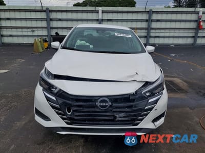 Piąte zdjęcie samochodu w środku: 2025 NISSAN VERSA SV VIN:3N1CN8EV3SL809115 - miniatura