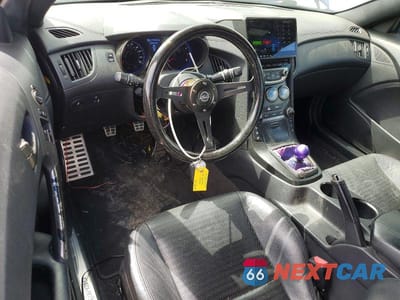 Zdjęcie 8 z 12 samochodu: 2013 HYUNDAI GENESIS COUPE 3.8L VIN:KMHHU6KJ3DU092702 - miniatura