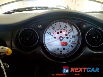 Zdjęcie 9 z 12 samochodu: 2006 MINI COOPER VIN:WMWRC33506TJ74047 - miniatura