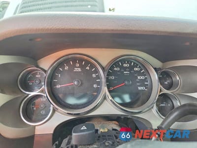 Zdjęcie 9 z 13 samochodu: 2007 CHEVROLET SILVERADO C3500 VIN:1GBHC34K97E570118 - miniatura