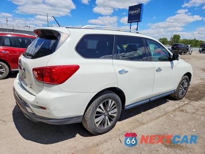 Trzecie zdjęcie samochodu z tyłu: 2017 NISSAN PATHFINDER SL VIN:5N1DR2MMXHC675425 - miniatura